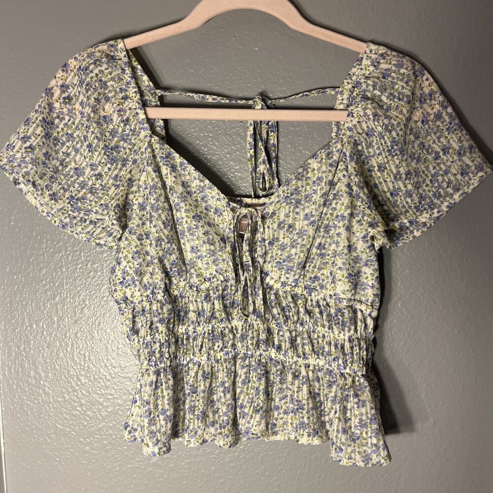 Dizzy Lizzy Top Blouse Floral Smocked Elastic Waist Flutter Sleeve Junior Size L
